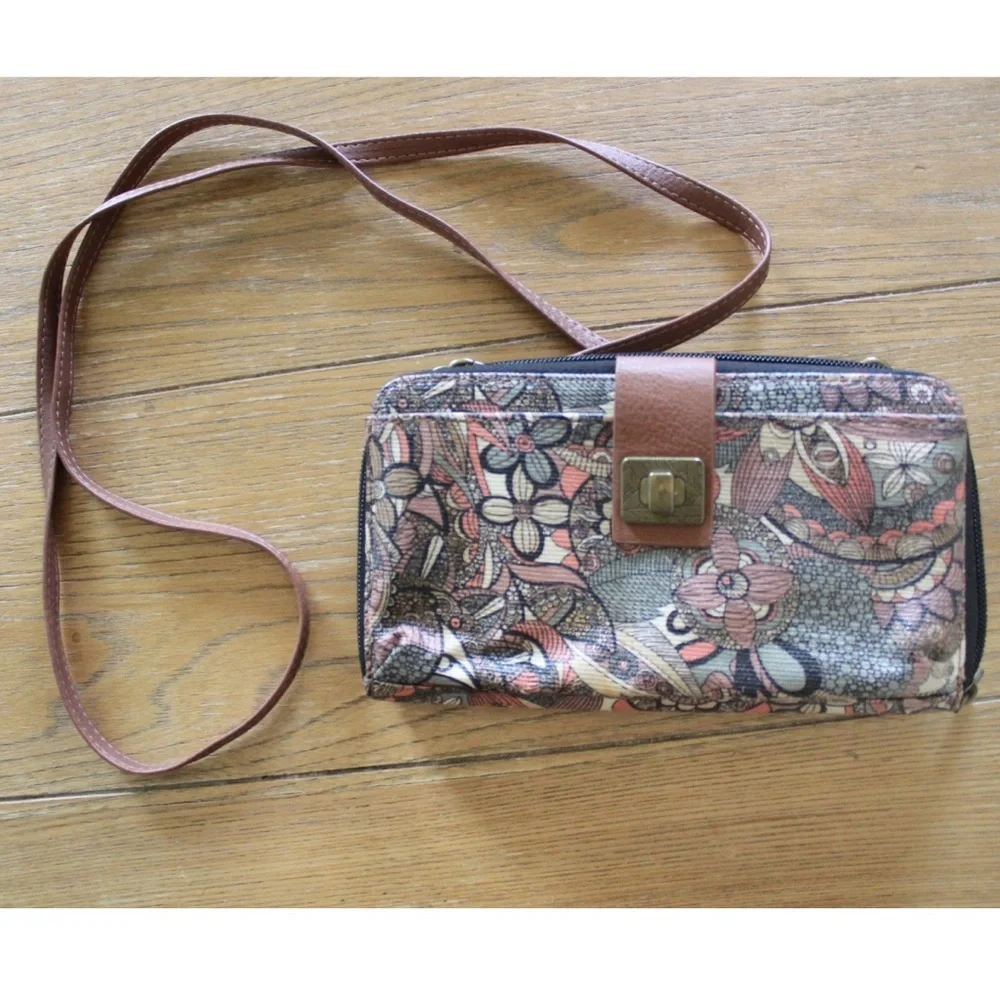 Sakroots Artist Circle Smartphone Crossbody Bag Preowned - Picture 4 of 6